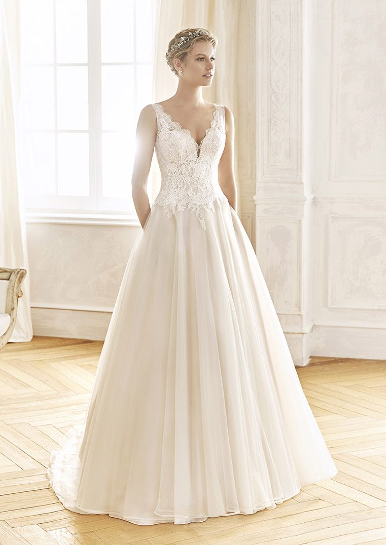 Brautkleid