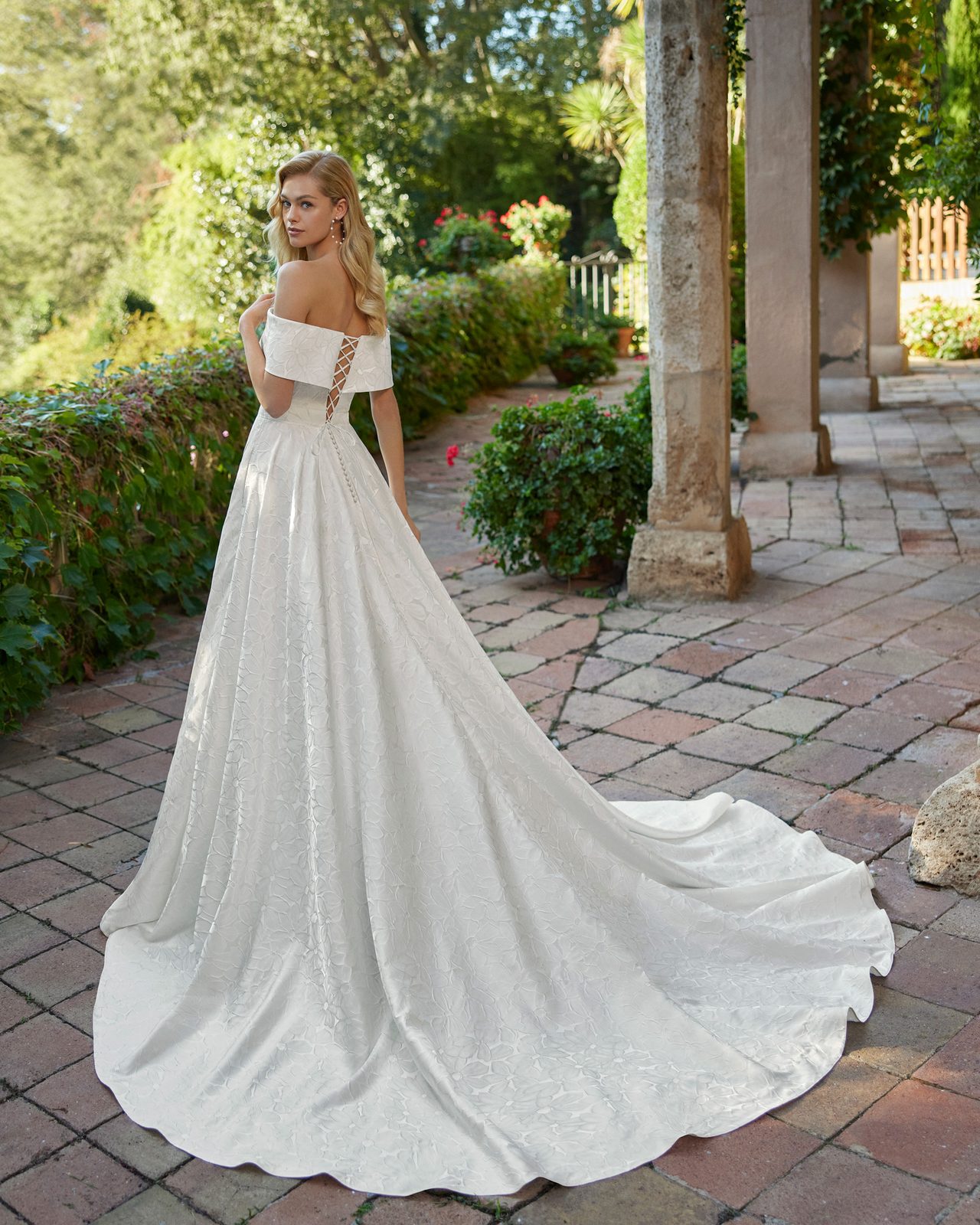 Brautkleid