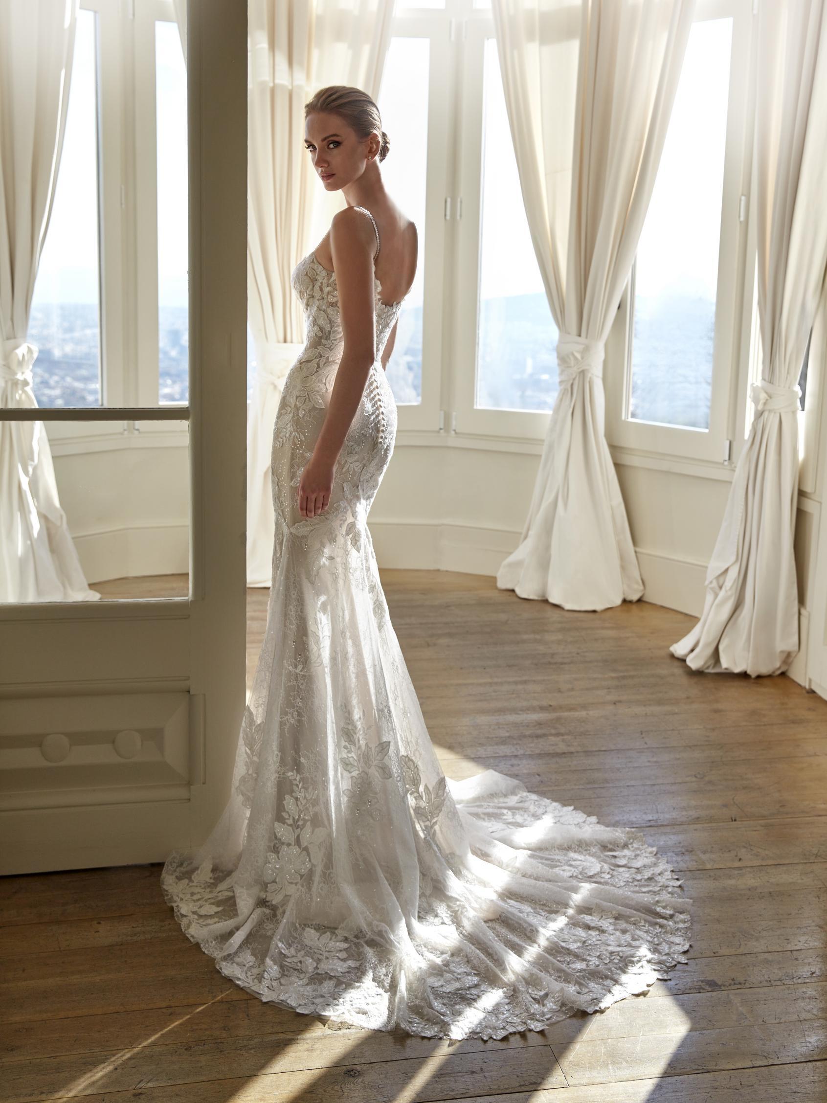 Zweites Bild des Brautkleids