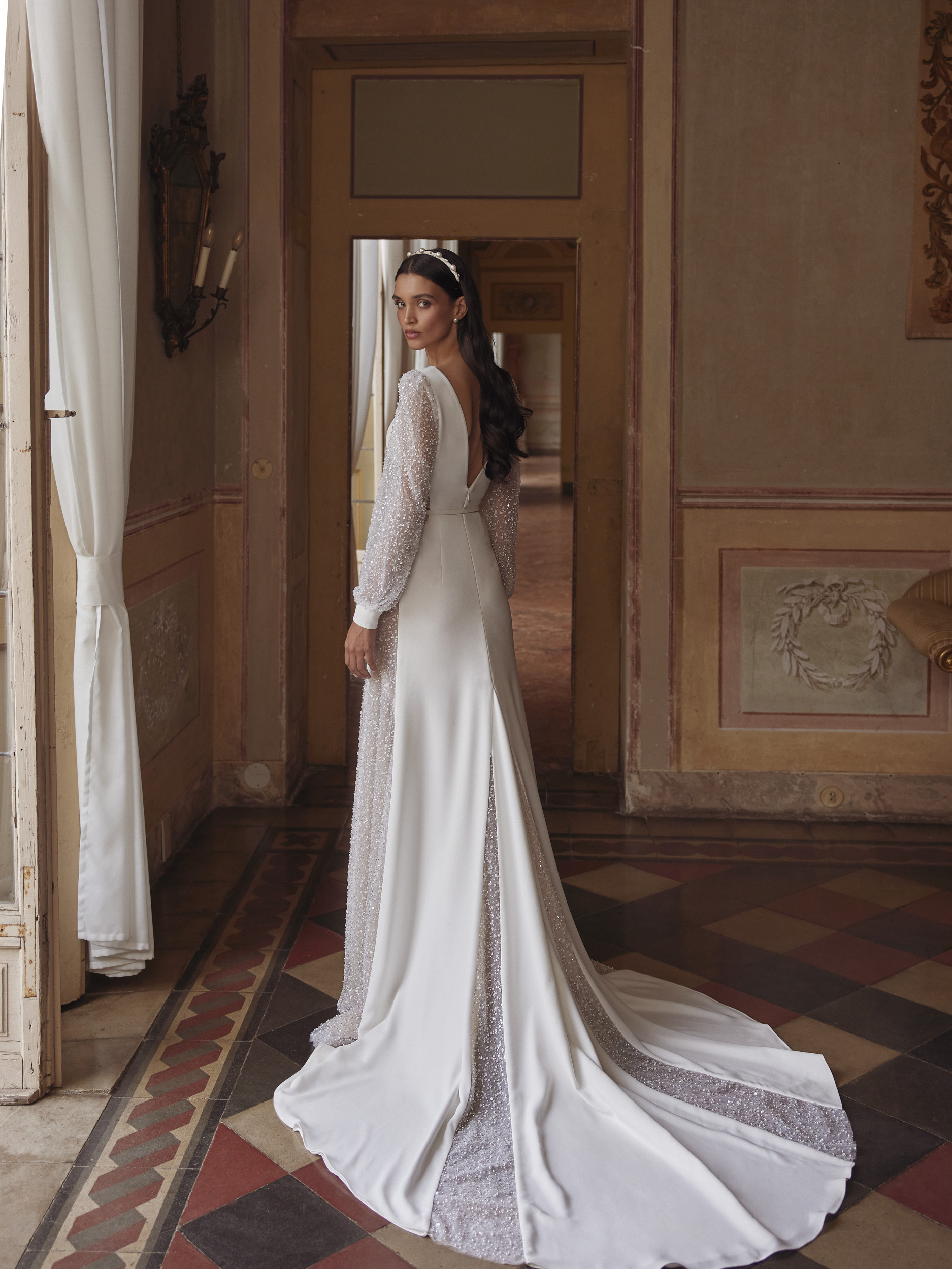 Zweites Bild des Brautkleids