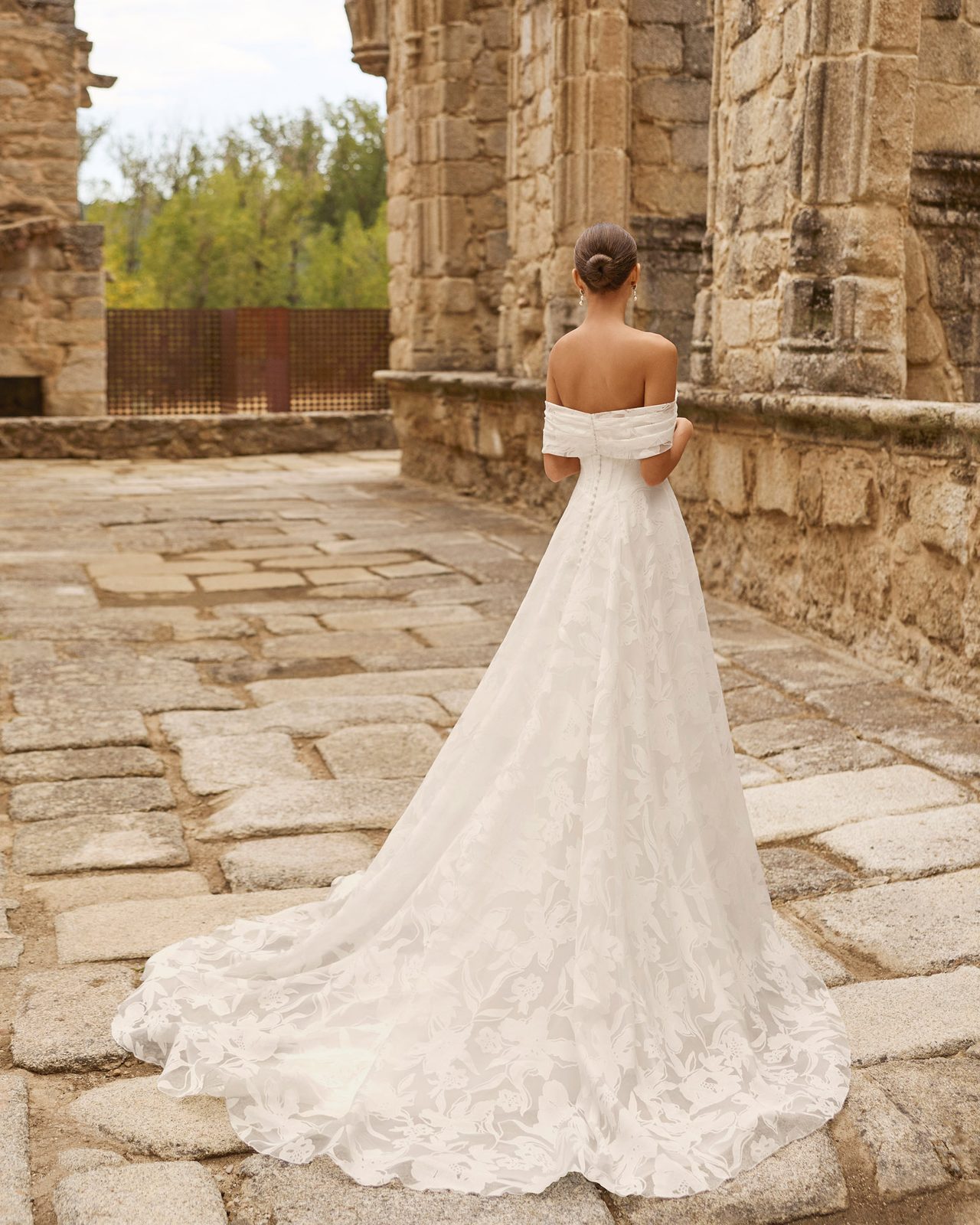 Brautkleid
