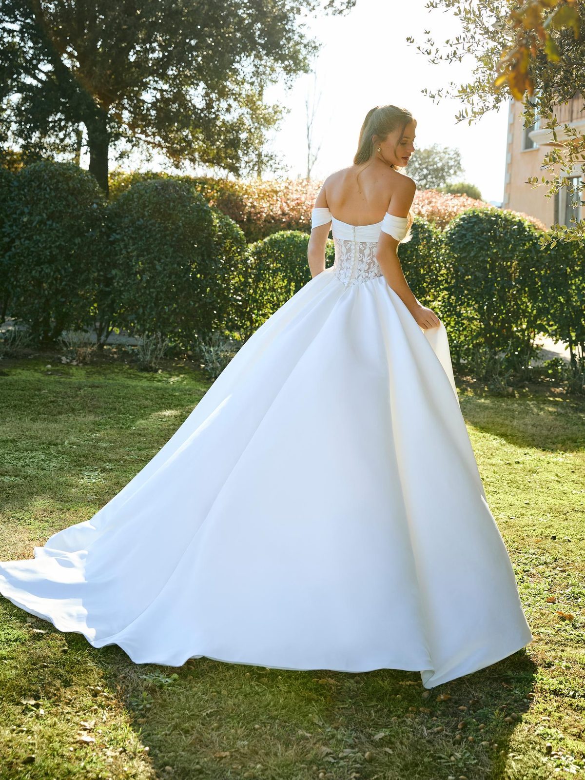 Brautkleid