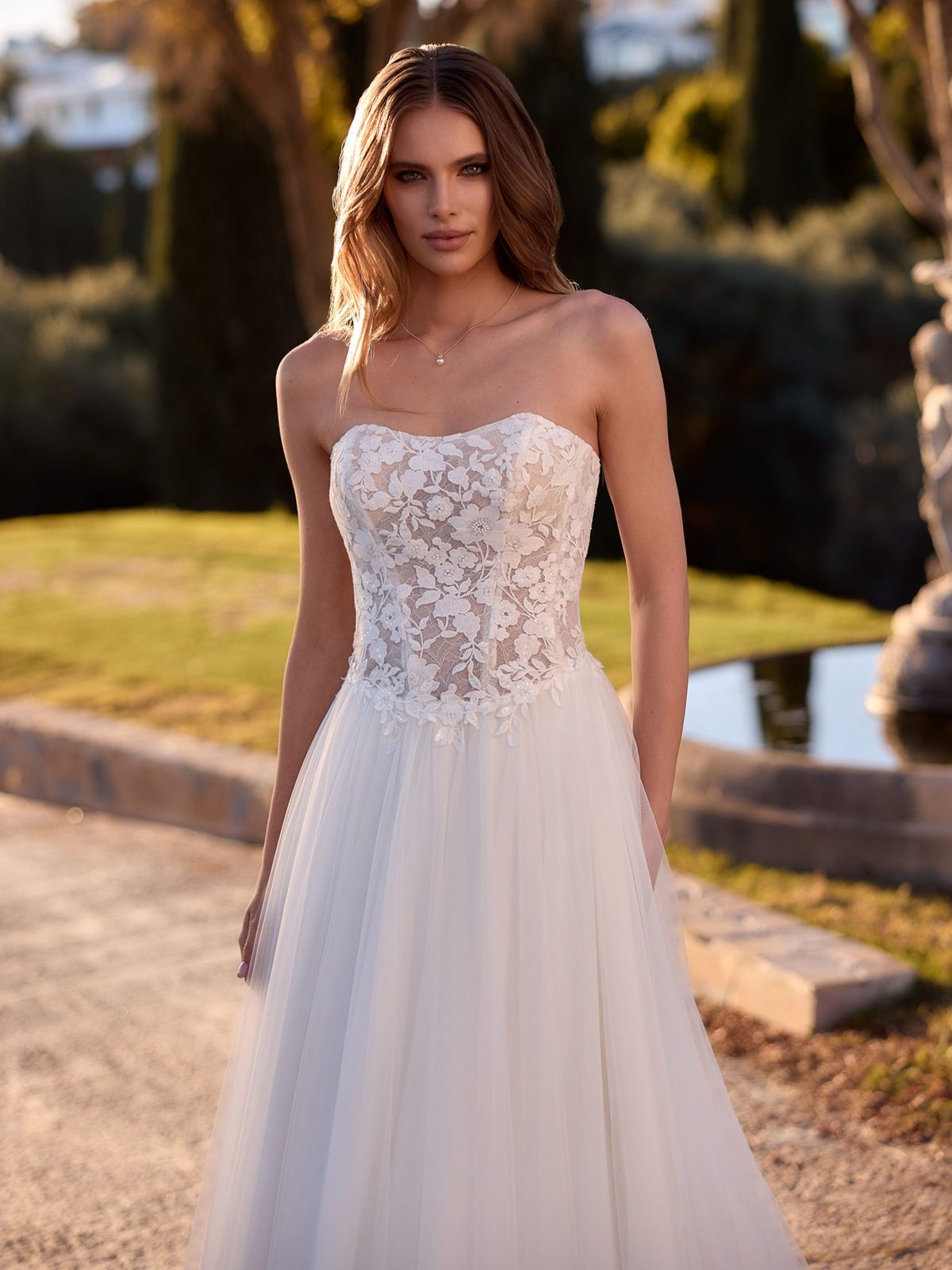 Brautkleid