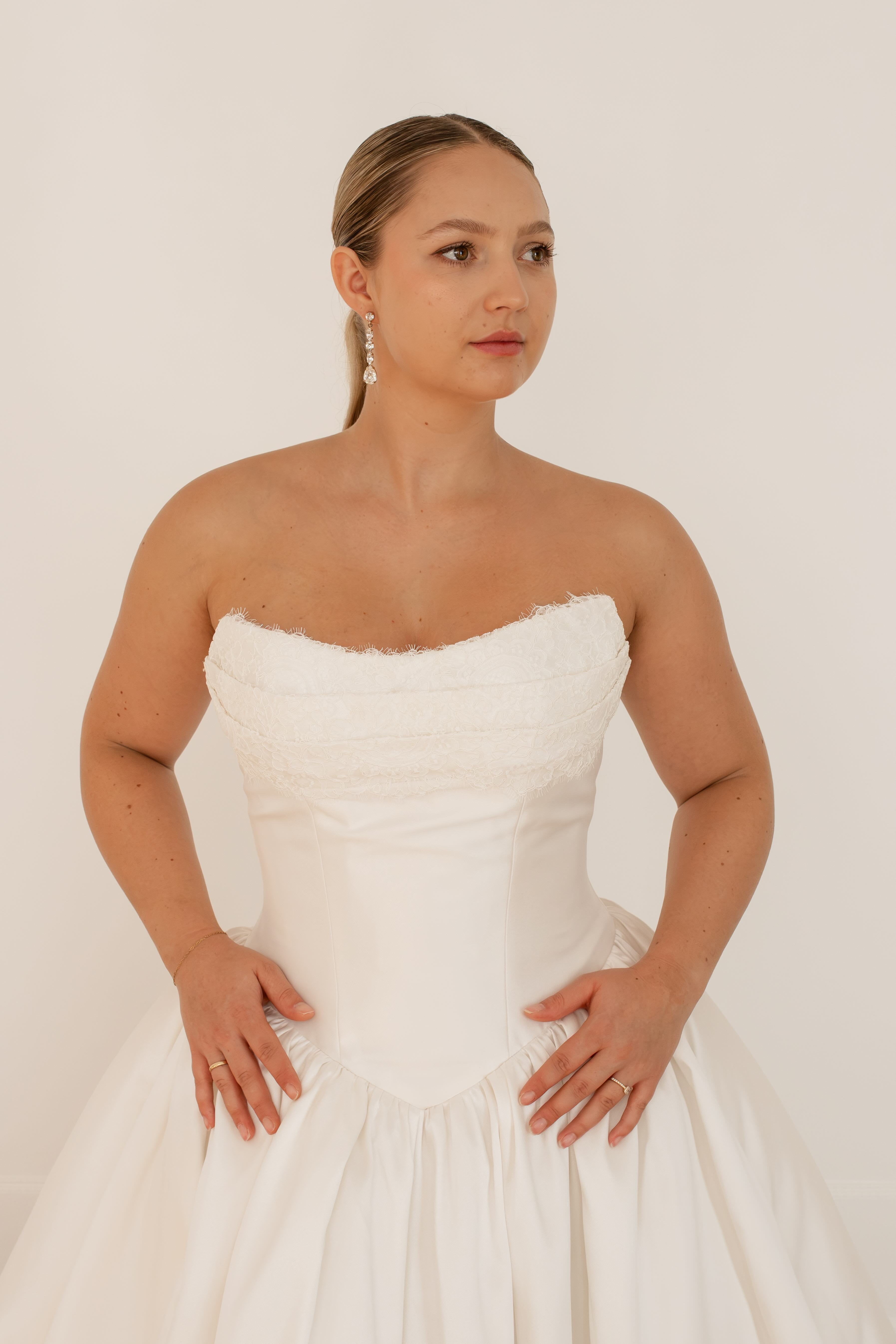 Brautkleid