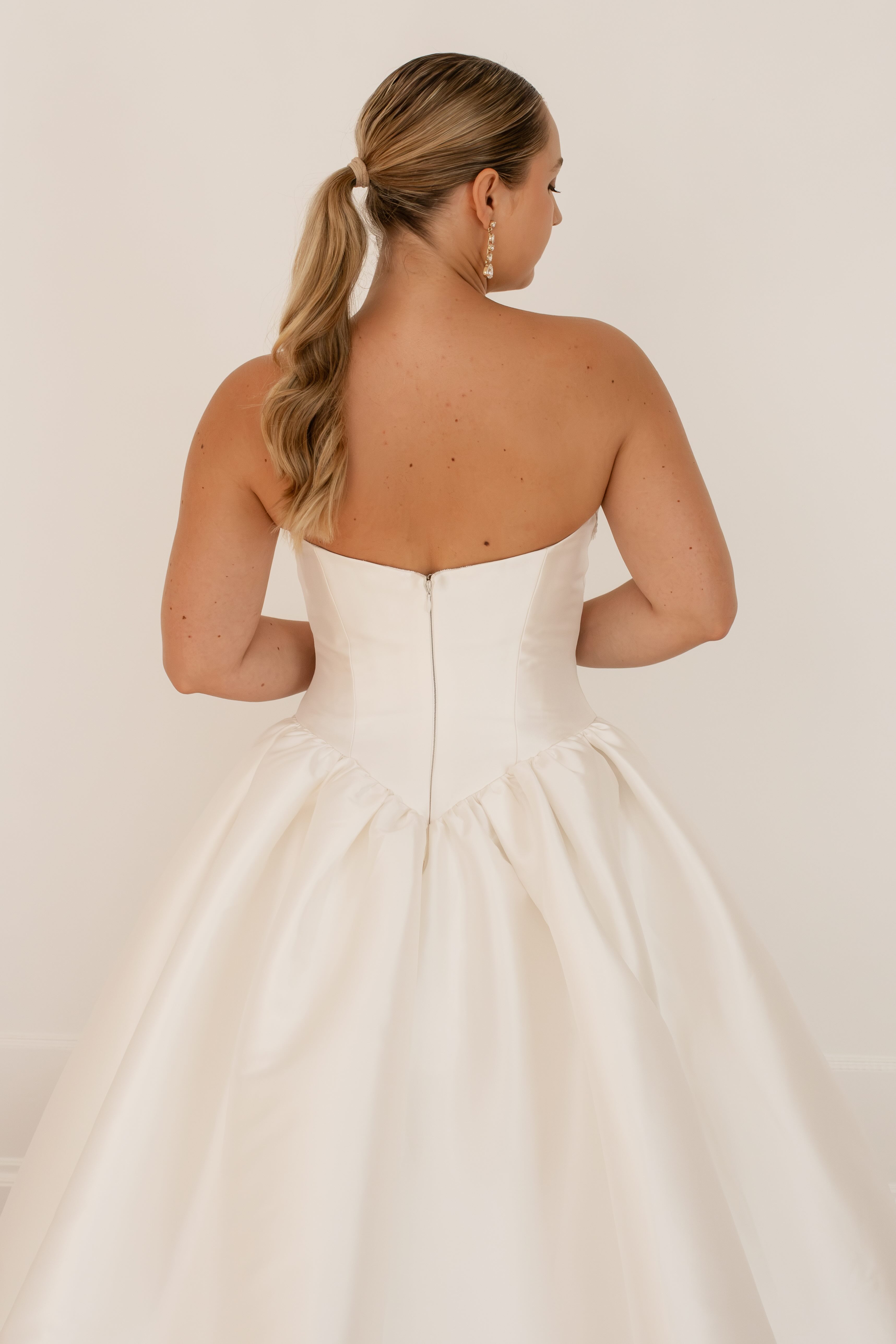 Brautkleid