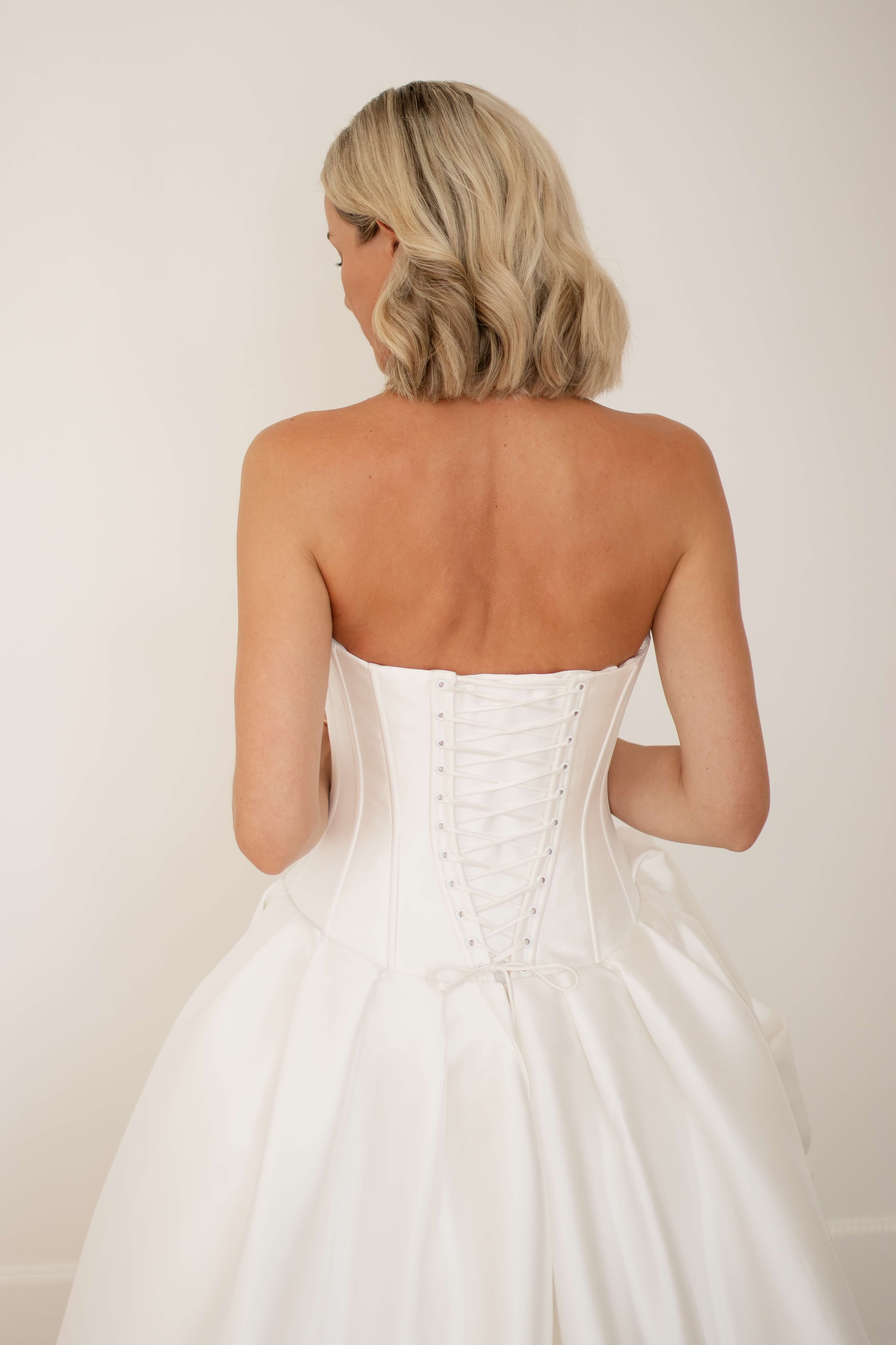 Brautkleid